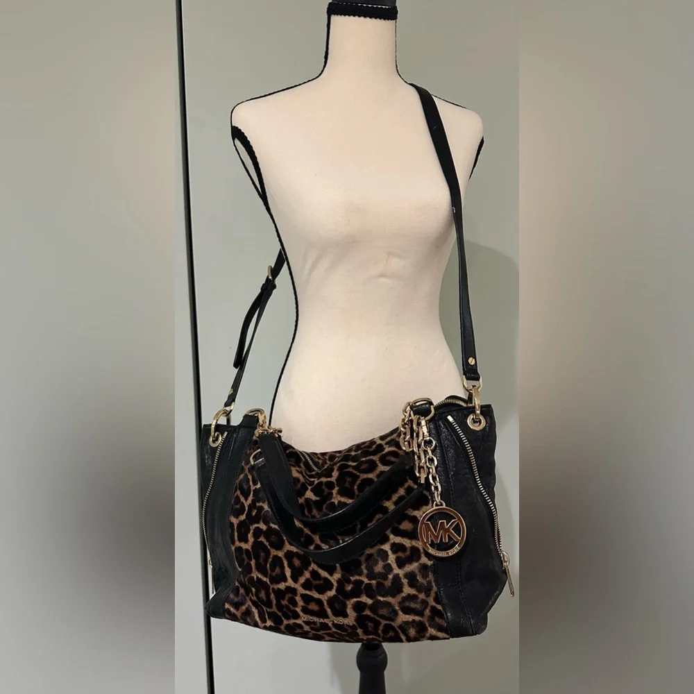 MICHAEL KORS Size Large Black Stanthorpe Satchel Leopard Print Calf Hair w/ Gold - Picture 3 of 7